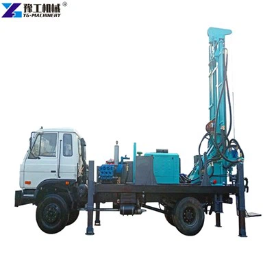 Kuorma -auton asennettu vesikaivon porauslaite